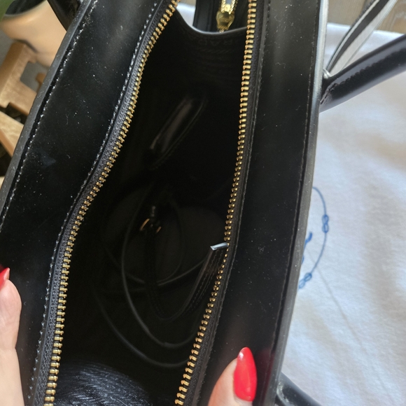 Designer InspiredPrada Milano Black Saffiano Leather Top-Handle Bag - Picture 3 of 6